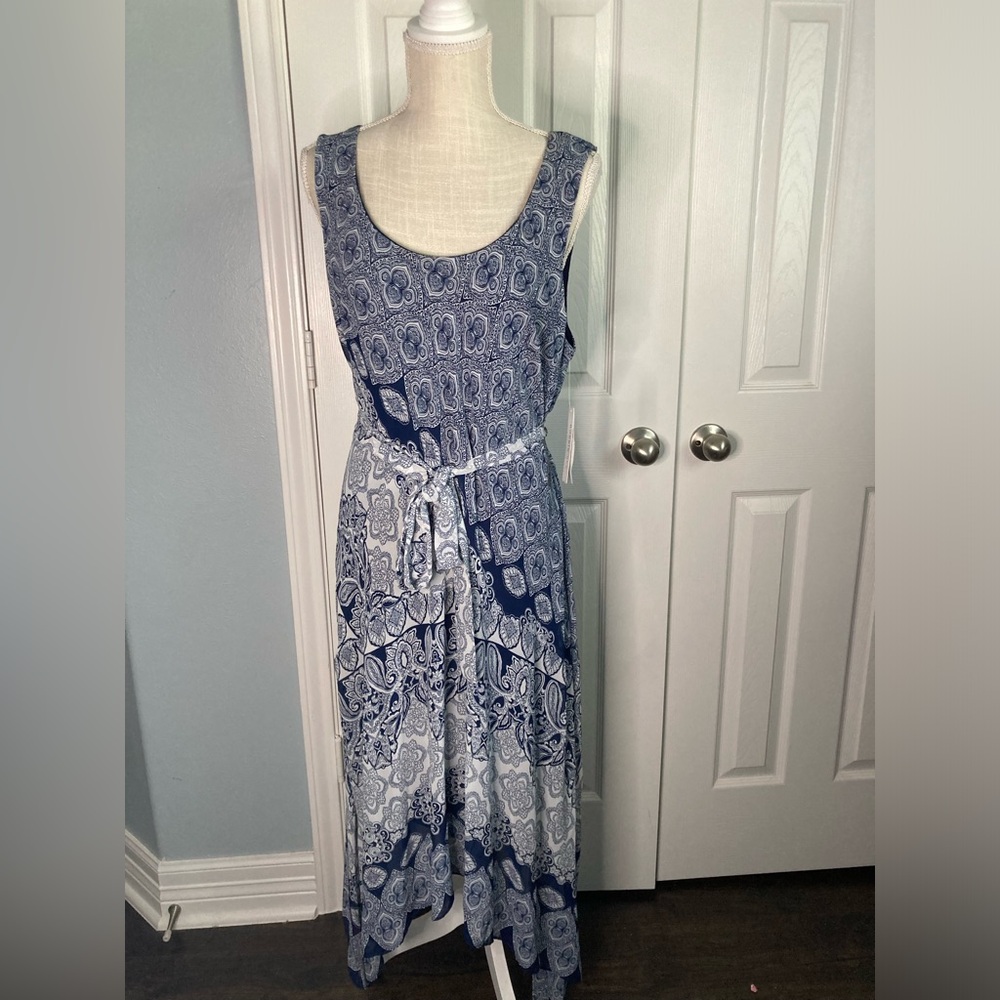 Robbie Bee dress Size 18